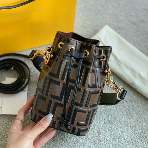 

2023 bags clearance outlets new old flower letter drawstring bucket one shoulder crossbody portable women's bag