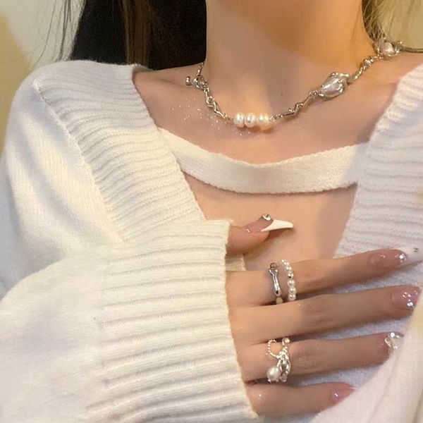 

pendant necklaces kpop fashion design irregular freshwater pearl grunge necklace for women trendy metal chain choker party y2k fairy jewlery, Silver