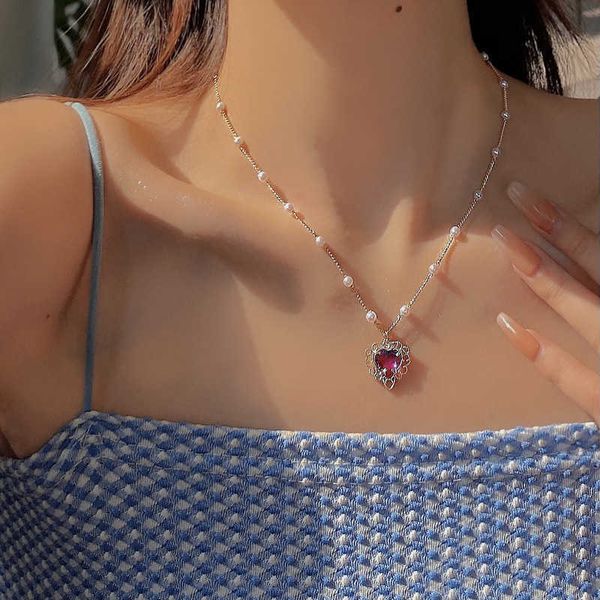 

vintage luxury sparkly purple crystal butterfly choker necklace for women gold color alloy pendant necklaces party jewelry 0206, Silver