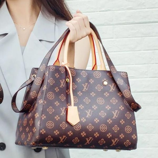 

2023 designer luxury satchel messenger handbag leather strim handles with shoulder strap crossbody bag french bag purse crossbody bag