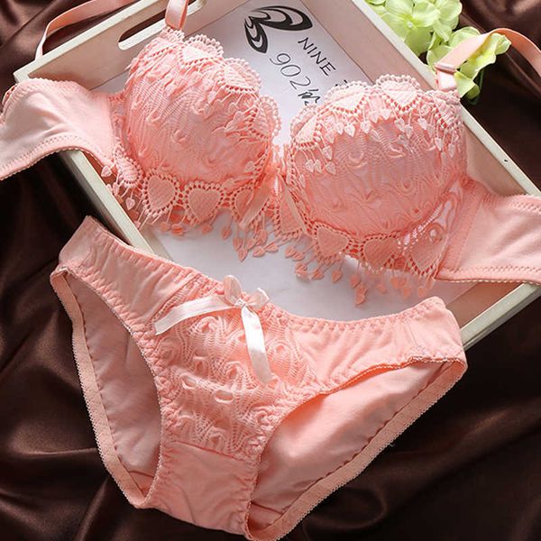 

set 2022 new women floral lace underwear wireless brassiere outfit solid lingerie corset push up bra y2302, Red;black
