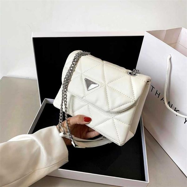 

2023 bags clearance outlets summer versatile small fragrant women's new fashion lingge chain texture one shoulder crossbody bag
