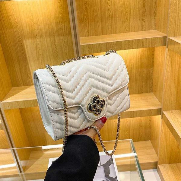 

designer handbag store 60% off fashionable small square in the summer new women's rhombus embroidered single shoulder bag fashion chain