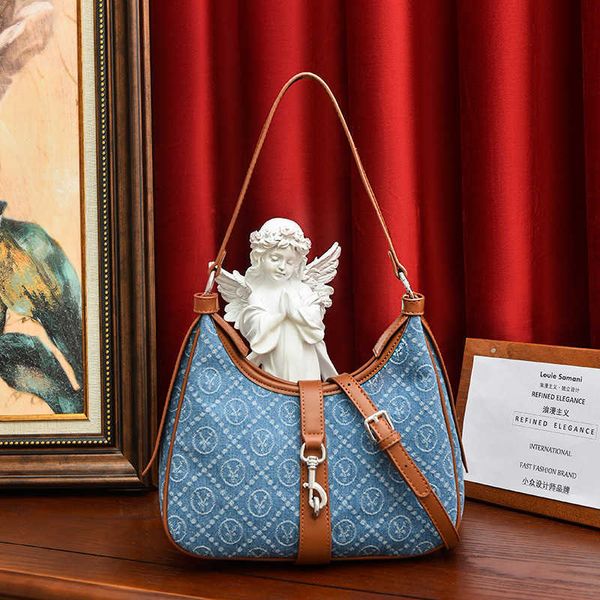 

bag women's new fashion messenger bag in autumn and winter of versatile women's bag denim small underarm bag