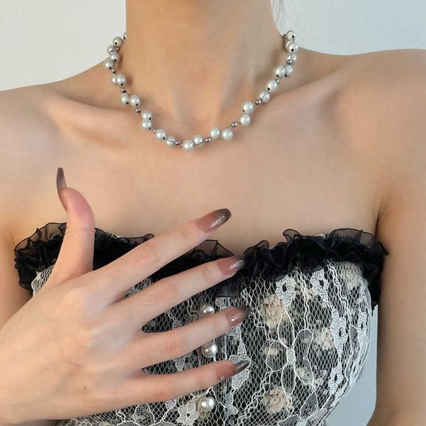 

pendant necklaces reflective bead necklace female 2022 summer new collarbone ins light luxury trendy cool small crowd feeling neck chain 020, Silver