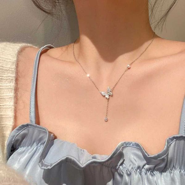 

pendant s spring super fairy butterfly light luxury niche design high-end collarbone chain 2022 new women's necklace 0206, Silver
