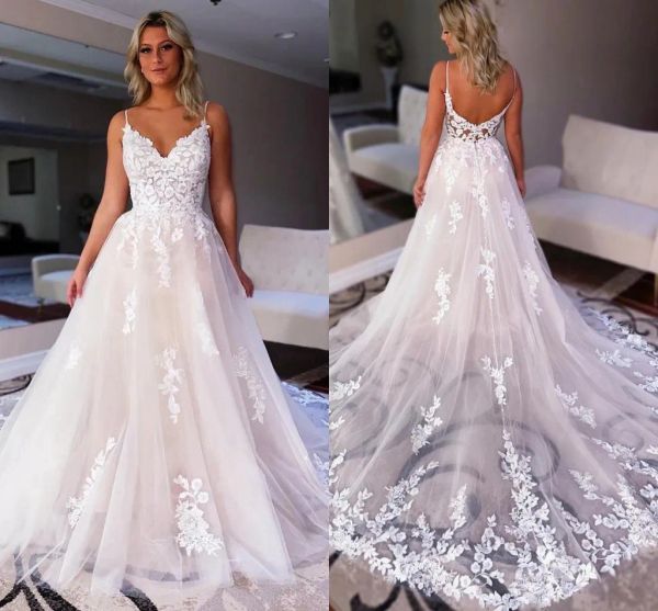 

2023 gorgeous boho wedding dresses bridal gown lace applique spaghetti straps a line covered buttons back sweep train plus size custom made, White