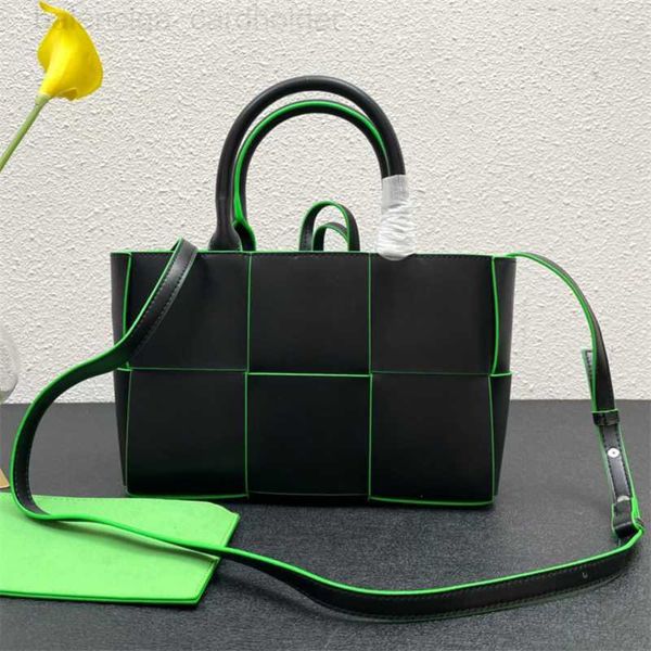 

small tote venetas bag intreccio grained leather designer leather string closure handbag bonded suede lining women shoulder bags pursebotteg