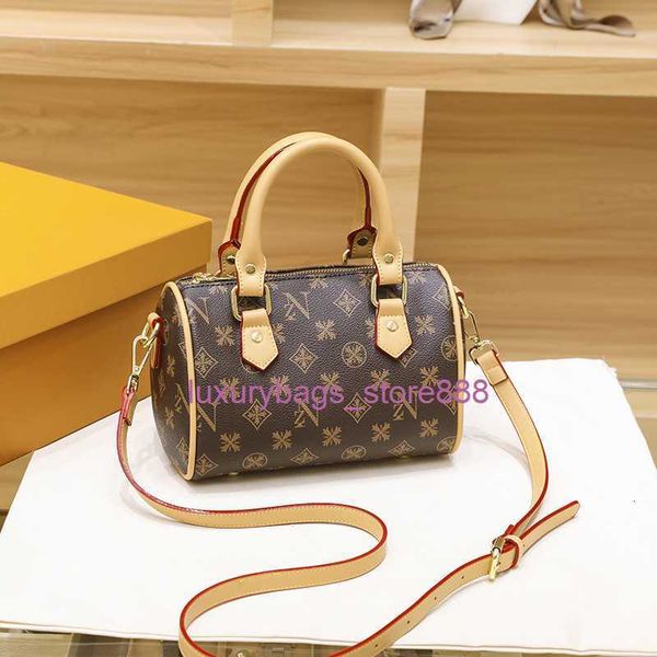 

store bags are sold y 2023 classic printed handbag version versatile one-shoulder cross-body pillow fashion small trend
