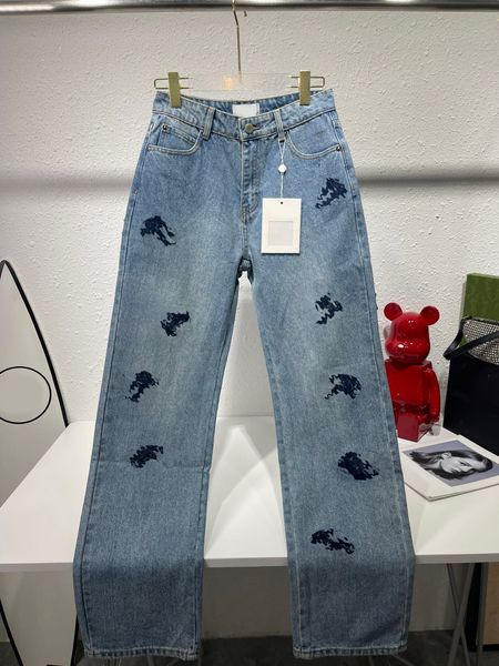 

2023 luxury women's jeans design street wear blue embroidery denim pants women high waist loose jeans