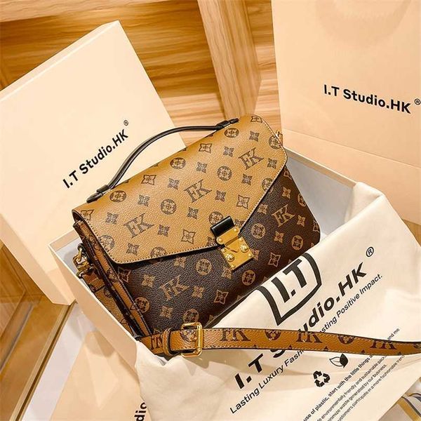 

2023 bags clearance outlets hong minority leather women's envelope women postman versatile one shoulder messenger bag autumn fashion
