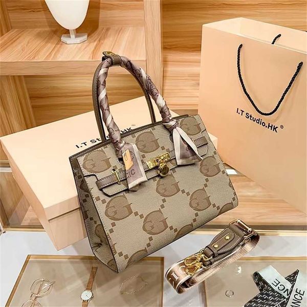

79% off bags outlet store autumn and winter new premium small leisure single-shoulder crossbody handbag