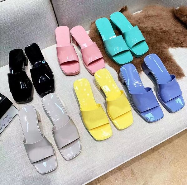 

brand woman sandals quality stylist lady slippers summer fashion jelly slip slides leather alphabet beach sandal thick bottom slipper with b, Black