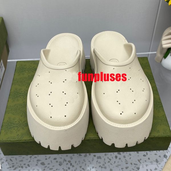 

2023 designer sandals for women womens sandale platform holes sandal woman ladies summer beach shoes thick bottom black white rubber wedges