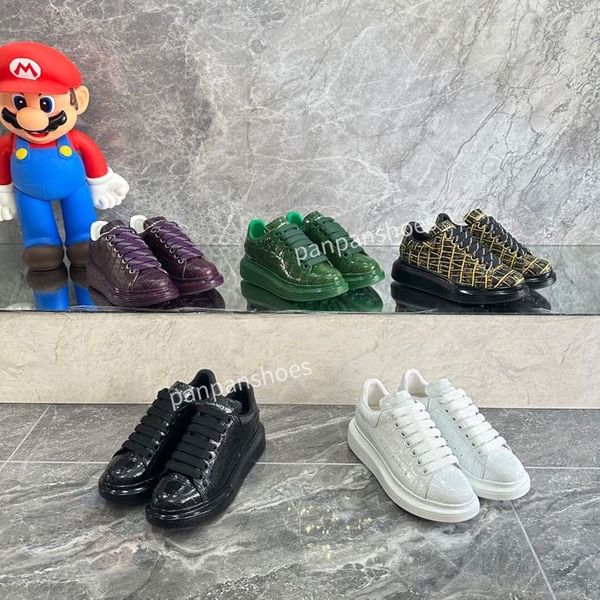 

2023 designer calfskin casual dress shoes sneakers vintage suede leather trainers fashion stylist shoes leisure shoe platform sneaker size34, Black