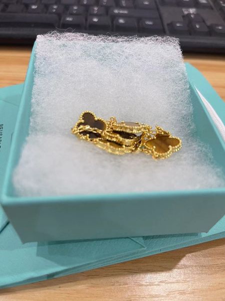 

2023 luxury brand designer bracelet 18k gold brand love bangle charm 4 leaf clover bracelets shining crystal diamond party jewelry valentine, Golden;silver