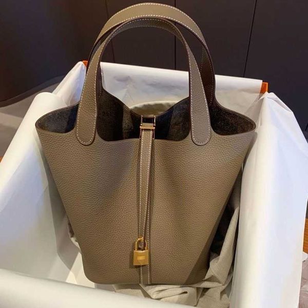 

designer herme shoulder bags for women online outlet leather vegetable basket bucket 2023 new fashion senior s