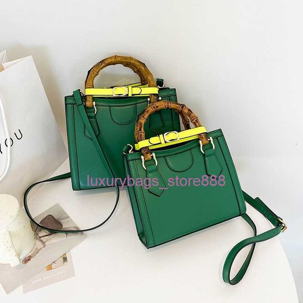 

the factory sells wholesale handbags y women's bag bamboo 2023 new version contrast color shoulder large capacity purchase women