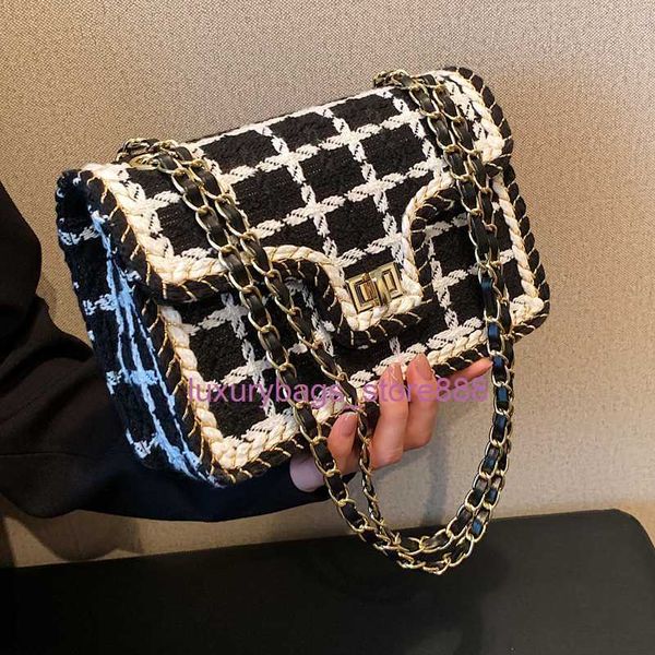 

store handbag 95% off clearance wholesale autumn fashion cloth bag women's 2023 new simple chain plaid style shoulder contrast small sq