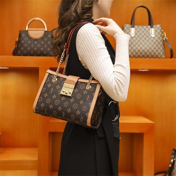 

2023 handbags online new bag women's and summer style large capacity unique versatile one shoulder chain bag tote handbag