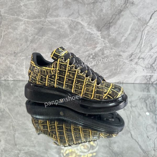 

2023 vintage casual dress shoes men women designer sneakers fashion increasing platform shoe leather trainers, Black