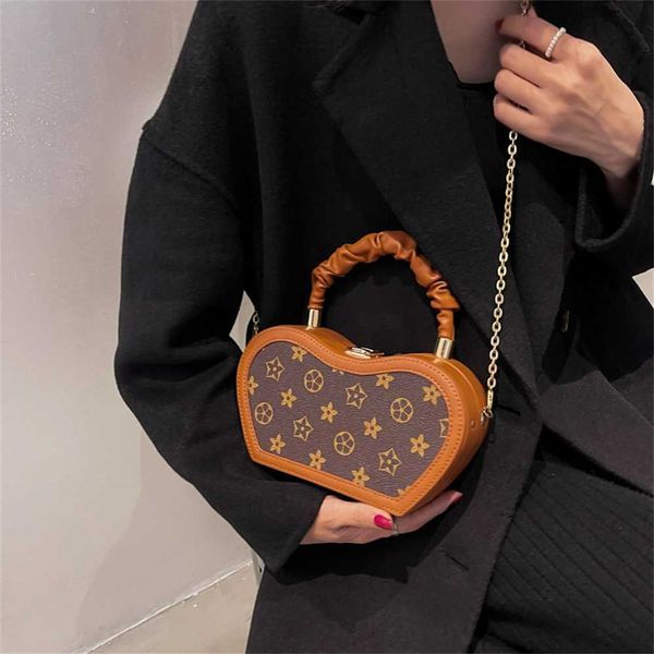 

79% off bags outlet store new korean fashion printed ins super fire aging cross-body pleated hand shoulder bag women
