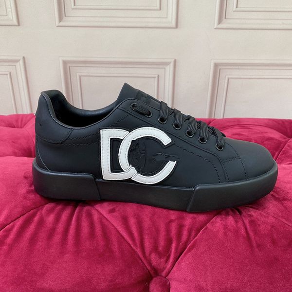 

2021 classics women espadrilles flat designer shoes boots sneakers canvas and real lambskin loafers two tone cap toe fashion casual shoe 020, Black