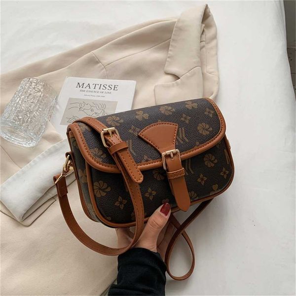 

designer handbag store 60% off autumn and winter texture messenger women's new fashion niche ins printing bag trend