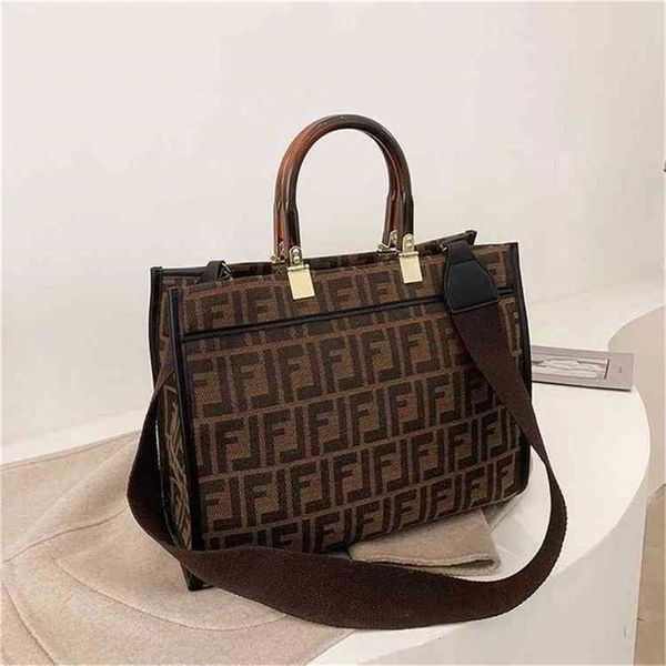 

designer handbag store 60% off handbag explosive models handbags hand-held crossbar trend canvas off