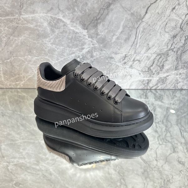 

2023 men women sneakers patent leather mesh flat shoe rubber bottom trainers designer sneaker casual shoes, Black