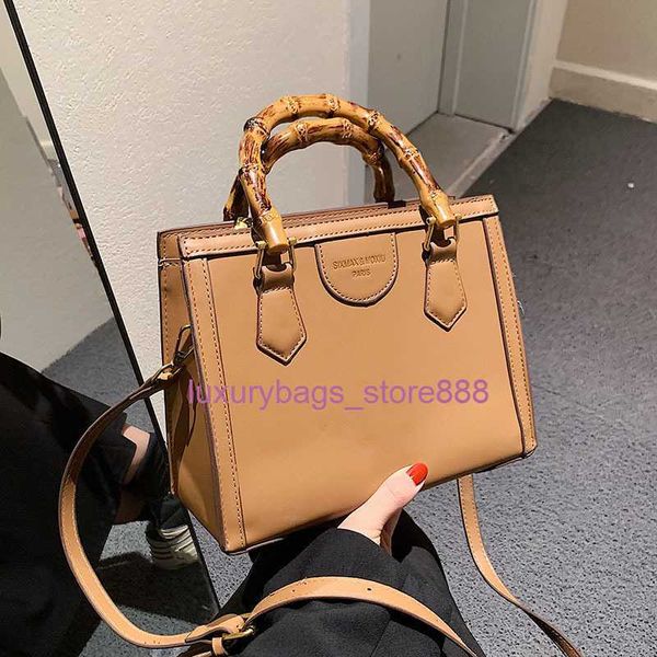 

store bags are sold y net red new fashion women's bamboo hand of shoulder msenger tote small square