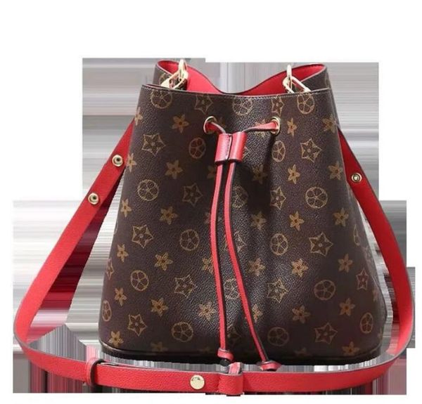 

2023 designers sale vintage bucket handbag women bags handbags wallets for leather chain bag crossbody and shoulder messenger bag purse
