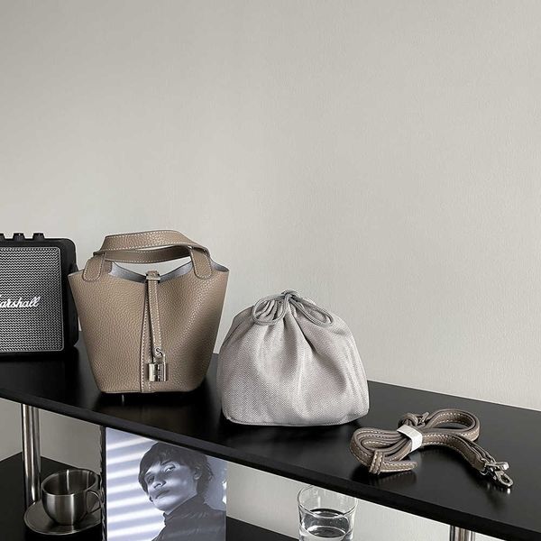 

original edition 7a h home designer picotin lock bags zichuan mini bucket bag female 22 new pure color vegetable basket crossbody handbag st