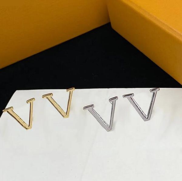 

fashion designer alphabet charm stud earrings aretes orecchini for men women party wedding lovers gift jewelry engagement with box, Golden;silver