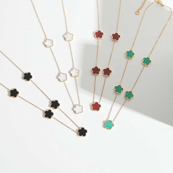 

pendant necklaces stainless steel star neckles classic green blk and white flower neckle lucky clover jewelry gifts for women y2302, Silver