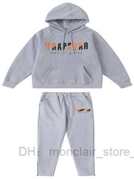 

trapstars tracksuits sweater trousers set designer hoodie street sweatshirts quality sports suit embroidery plush letter decoration 7 9q46 9, Black