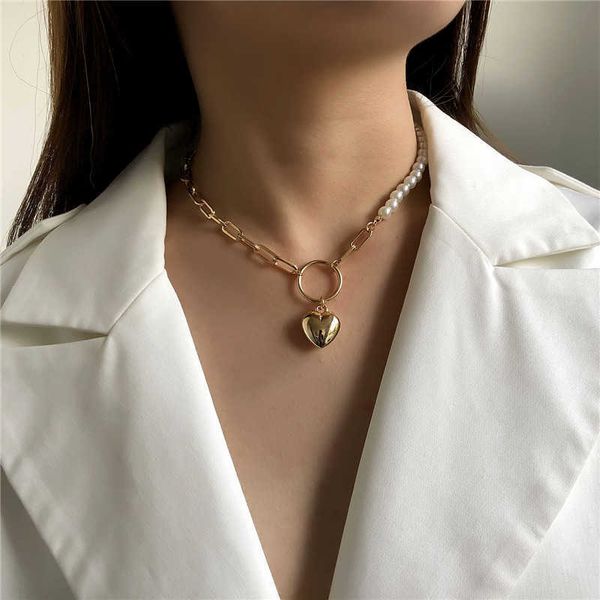 

pendant s 2021 fashion pearl choker for women vintage golden circle love heart portrait chain necklace female party jewelry 0206, Silver