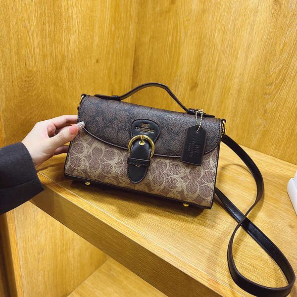 

fashion designer bags tote bags 2023 new advanced feeling small square trend shoulder personality portable women's messenger factory di