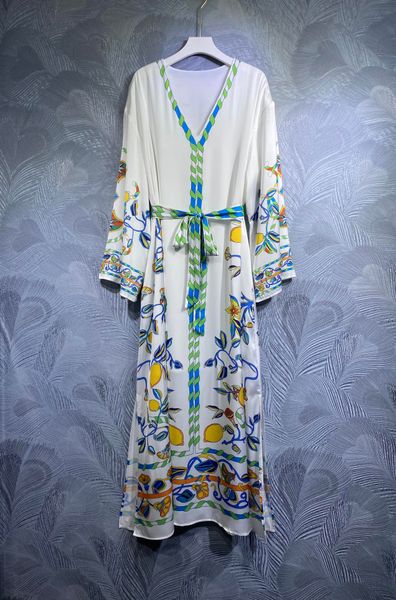 

2023 spring new dress v-neck fashion print long, Black;gray