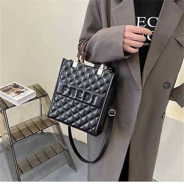 

20% off handbag 2023 new bag trend texture lingge portable trend