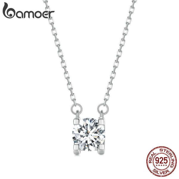 

pendant necklaces bamoer luxury moissanite diamond classic round neckle for women 925 sterling silver chain wedding jewelry y2302
