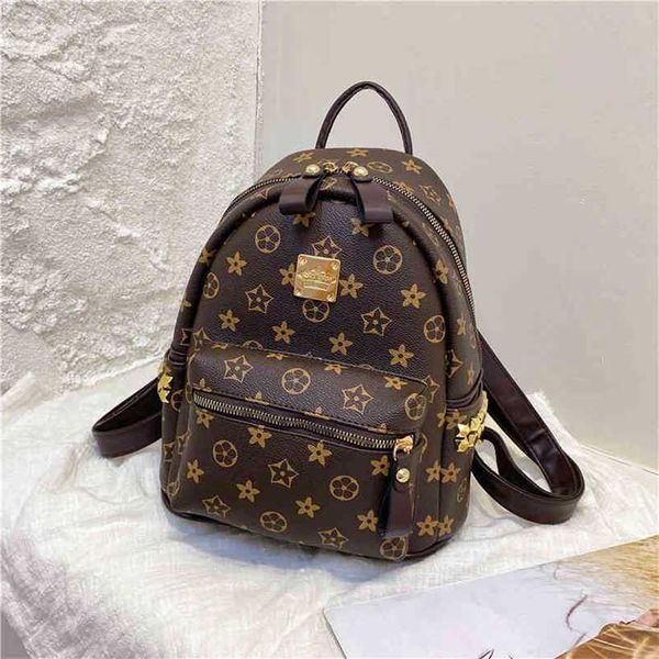 

luxury designer 2023 new women's handbag chao shoulder women's small korean printed style schoolbag leisure travel backpack