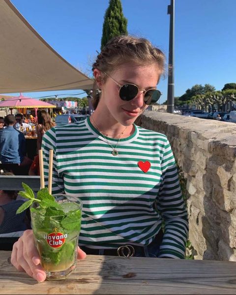 

men's t-shirts european american and japanese women stripe red heart embroidered cotton t-shirt autumn round neck female pure long slee, White;black