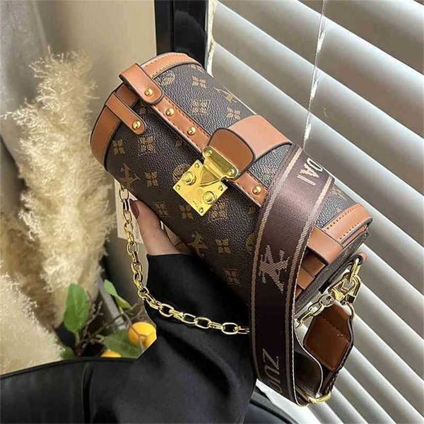 

30% off handbag 2023 new bag trend small female korean printing small round chain portable diagonal