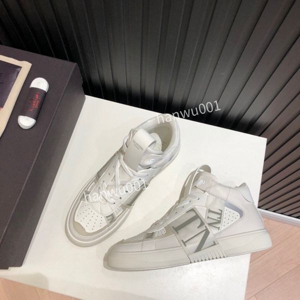 

2023 designer casual shoes men women calfskin shoes vintage suede sneakers reflective trainer platform sneaker patchwork leisure shoe size35, Black