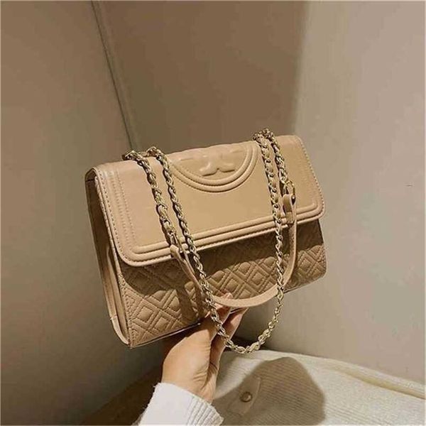 

12% off handbag 2023 new bag trend embossed square black lingge underarm