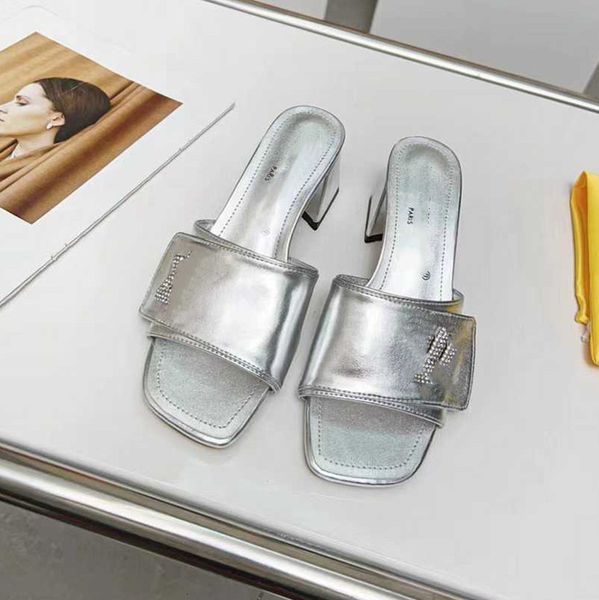 

2023 fashion louiseity sandals lady waterproof waterproof viutonity middle high heels leisure high heels kl8, Black