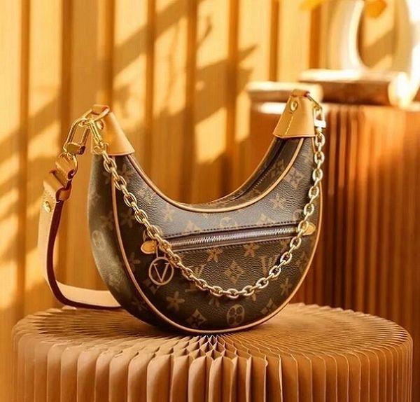 

designer bags loop bag croissant bags shoulder hobo designer purse m81098 cosmetic half-moon baguette underarm handbag crossbody metal chain