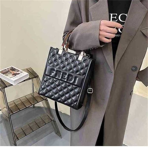 

10% off handbag 2023 new bag trend texture lingge portable trend