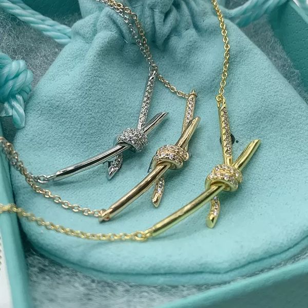

t smile pendant necklace 2023 new s925 sterling silver bowknot sweet pendant necklace 18k gold cross chain choker necklaces jewelry for part